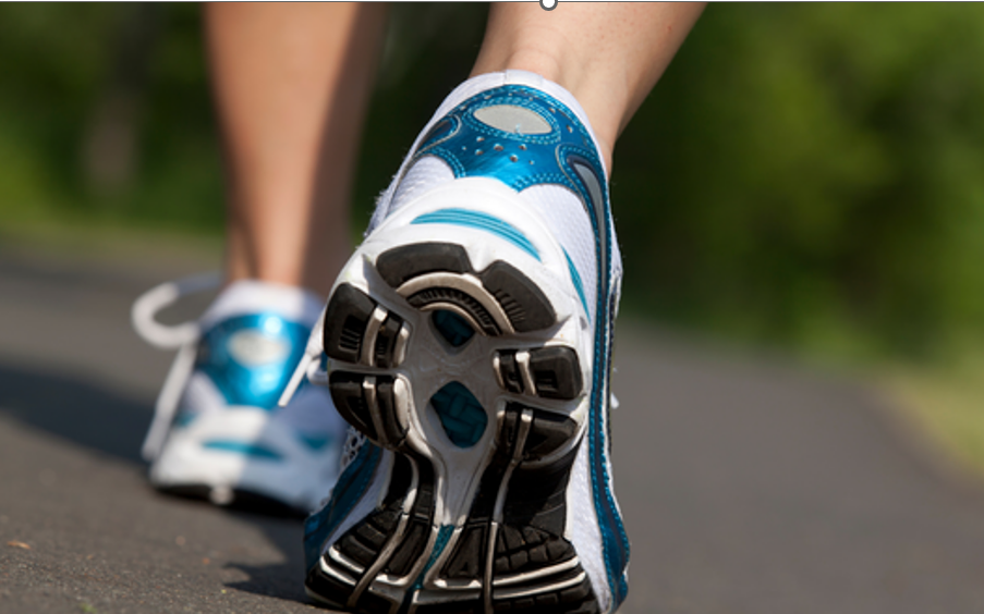 Mỗi ngày nên đi bộ bao nhiêu là đủ? Nghiên cứu cho thấy không cần 10.000 bước vẫn khỏe mạnh