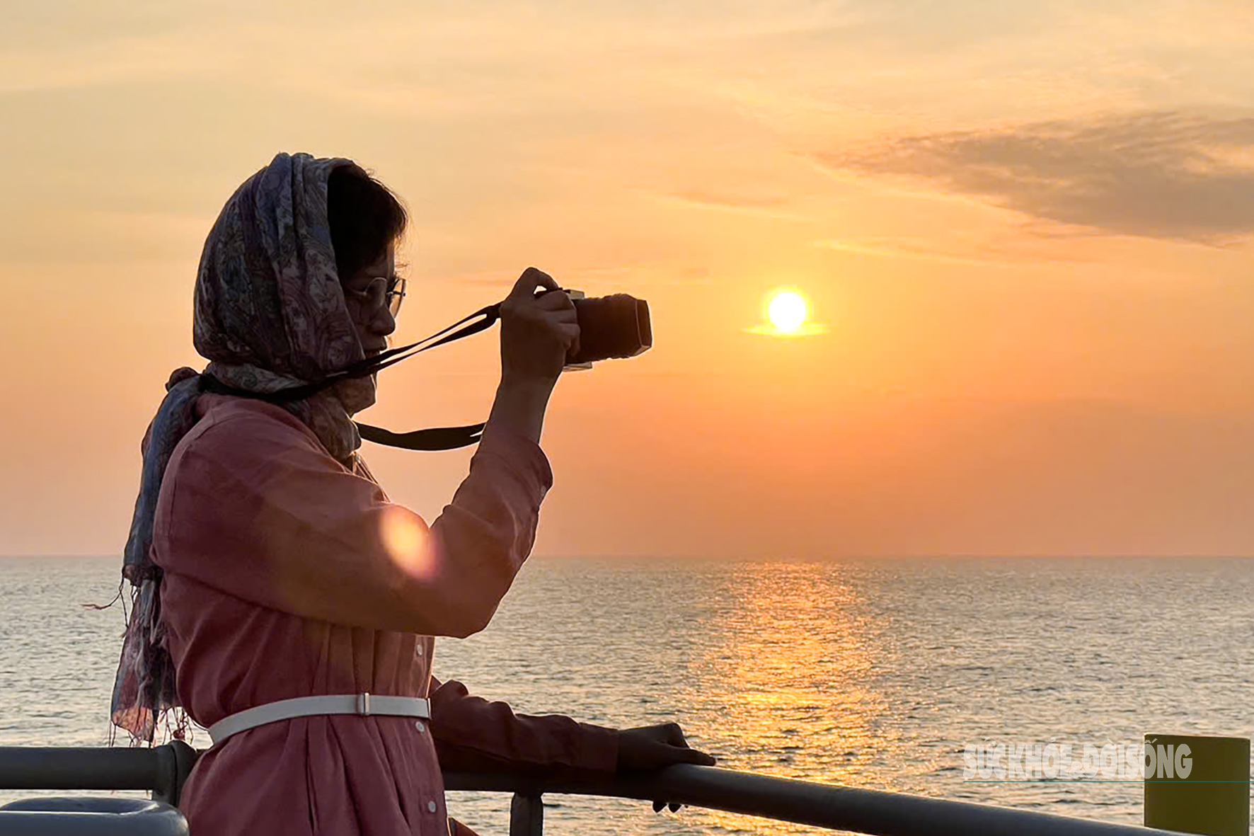 Hoàng hôn 'nhuộm vàng' biển Tây Nam từ boong tàu ra Thổ Chu- Ảnh 8.