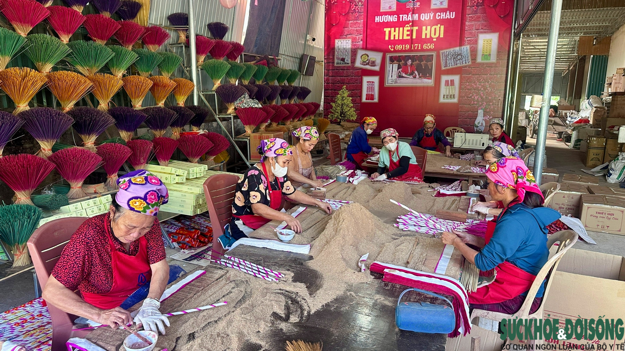 Thủ phủ hương trầm Nghệ An tất bật vào vụ Tết- Ảnh 1.