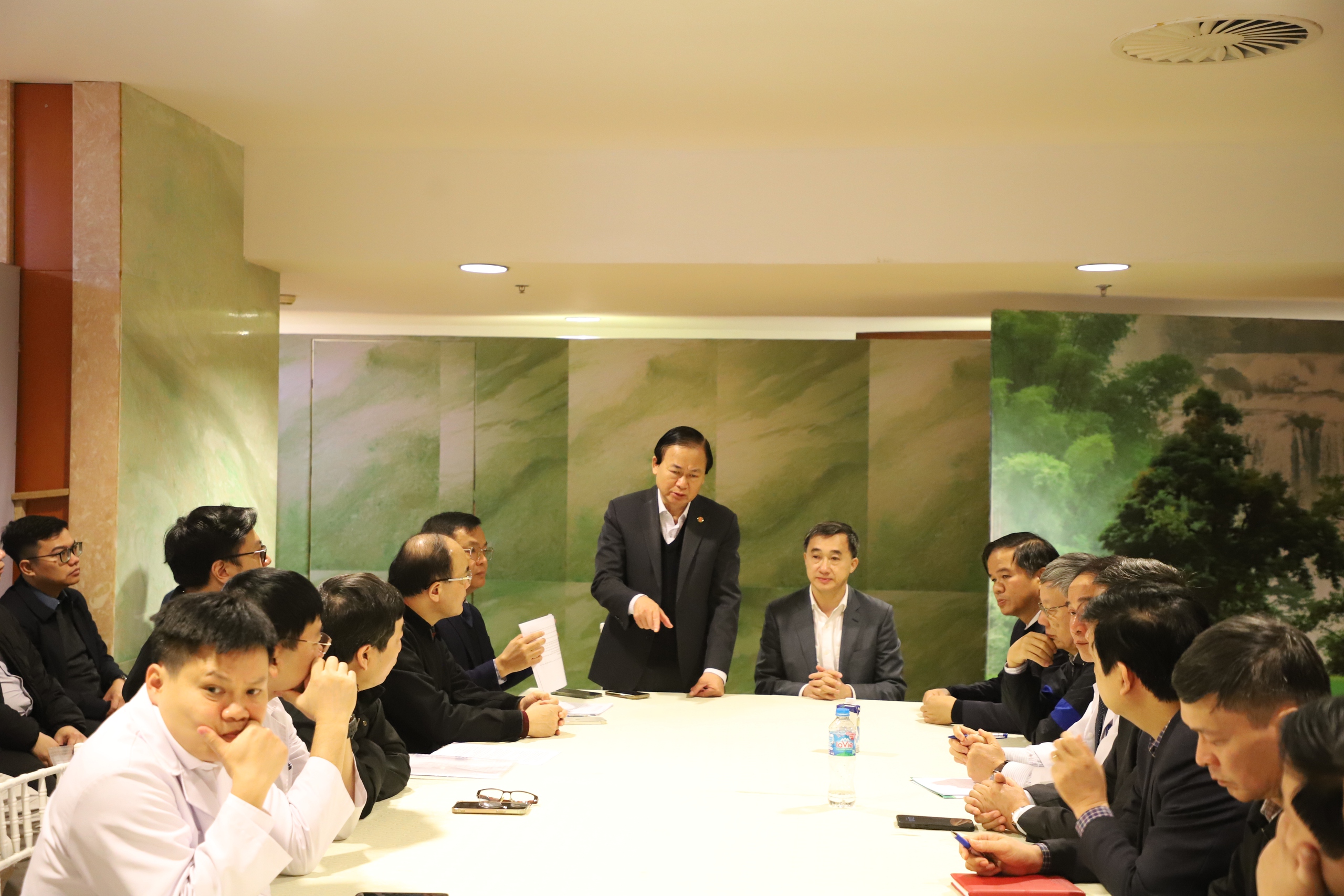 Diễn tập đảm bảo công tác y tế phục vụ Đại hội Đại biểu toàn quốc lần thứ XIV của Đảng
- Ảnh 3.