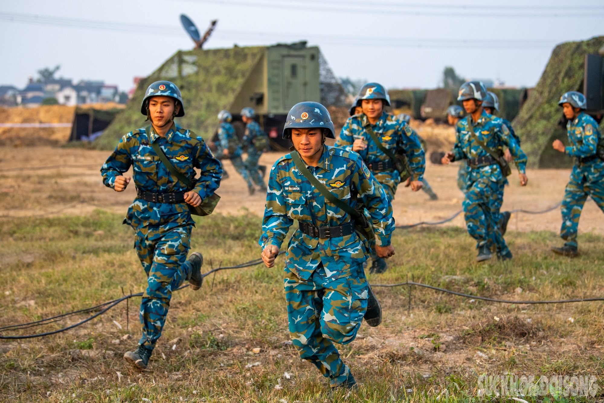 Quân chủng Phòng không – Không quân luyện tập sẵn sàng góp phần bảo vệ Đại hội XIV của Đảng- Ảnh 5.