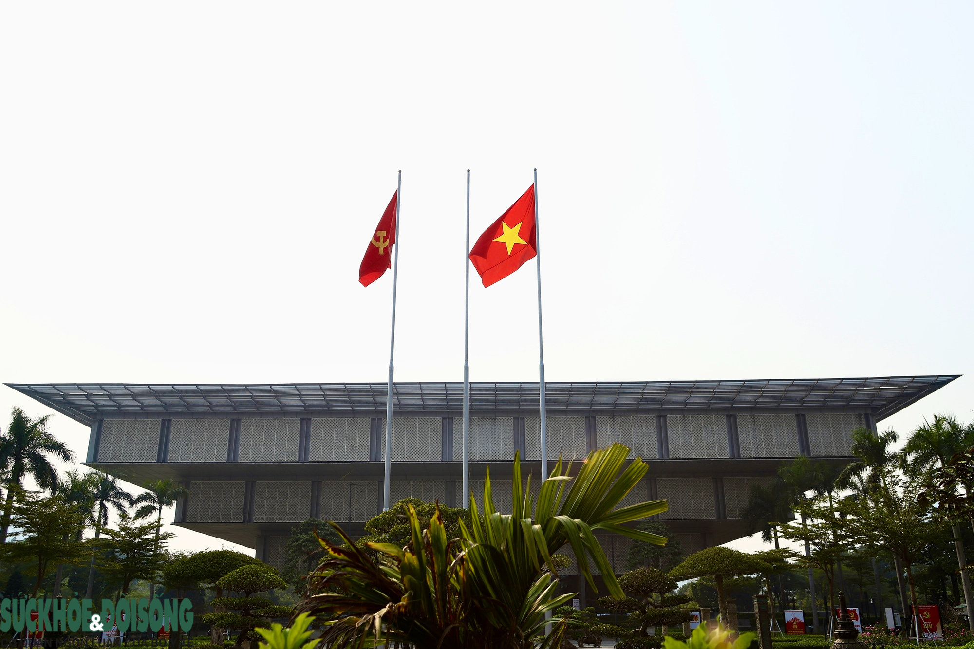 Hà Nội rực rỡ sắc cờ chào mừng Đại hội XIV của Đảng- Ảnh 10.