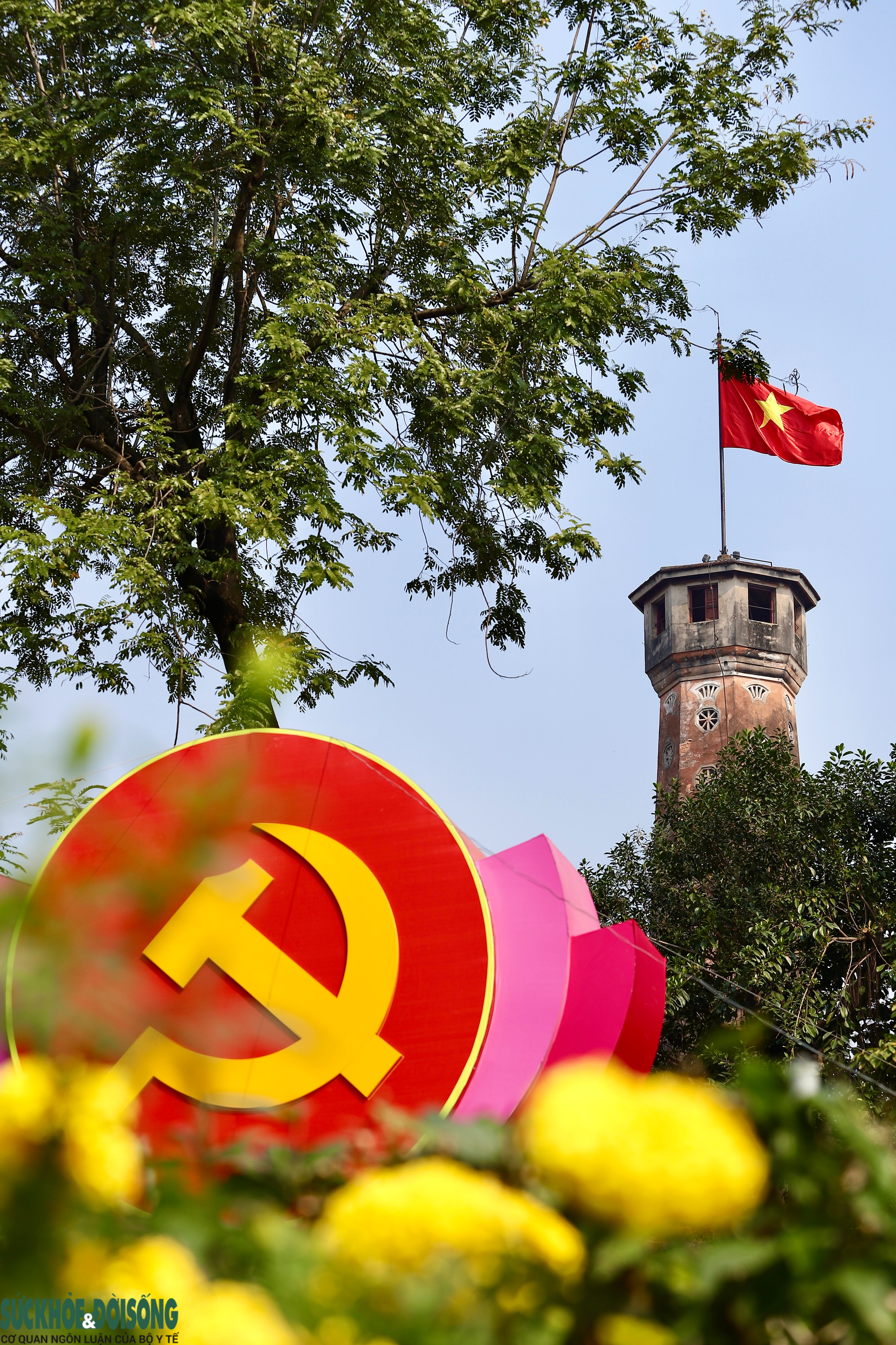 Hà Nội rực rỡ sắc cờ chào mừng Đại hội XIV của Đảng- Ảnh 19.