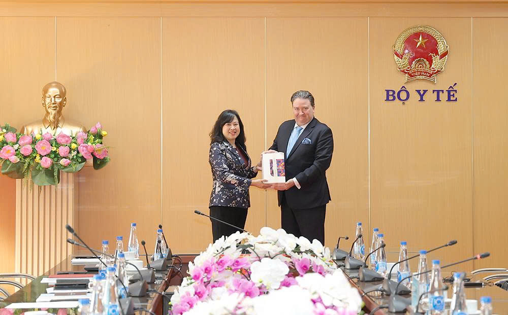 Bộ trưởng Đào Hồng Lan tiếp Đại sứ Hoa Kỳ tại Việt Nam- Ảnh 4.