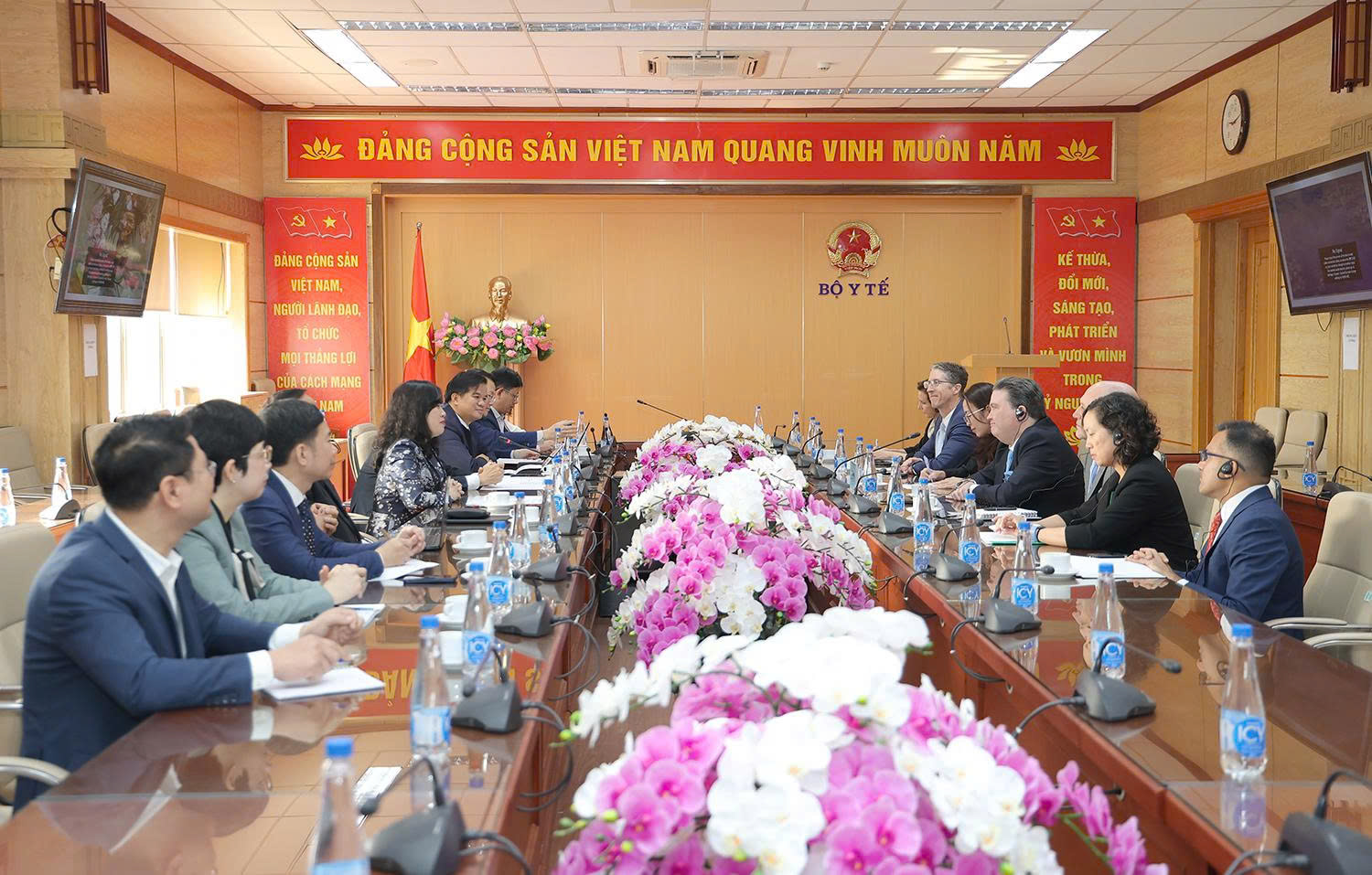 Bộ trưởng Đào Hồng Lan tiếp Đại sứ Hoa Kỳ tại Việt Nam- Ảnh 3.