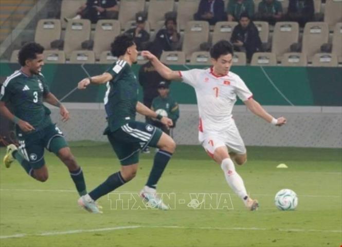 Người hâm mộ vui mừng khi U23 Việt Nam vào tứ kết Giải bóng đá U23 châu Á- Ảnh 1.