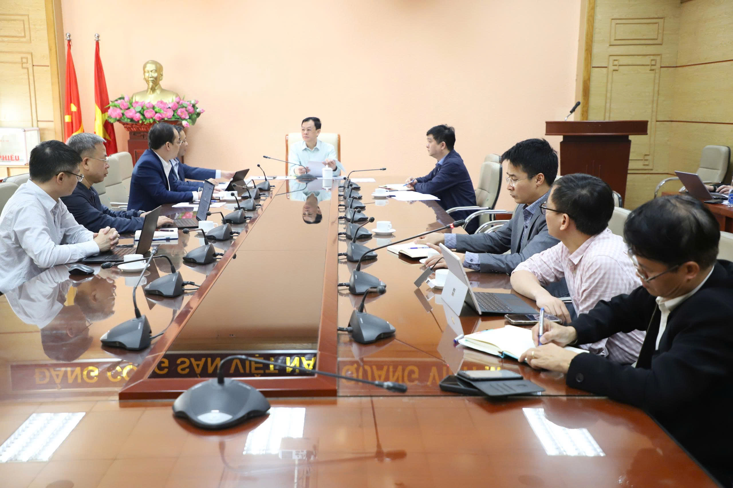 Đẩy mạnh thực hiện Chiến lược Quốc gia phát triển ngành Dược Việt Nam - Ảnh 3.