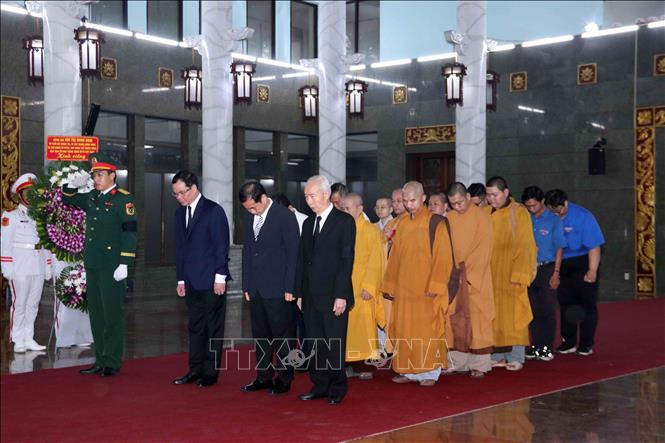 Lễ tang cấp nhà nước Đại tướng, AHLLVT nhân dân Lê Văn Dũng- Ảnh 5. Lễ tang cấp nhà nước Đại tướng, AHLLVT nhân dân Lê Văn Dũng- Ảnh 5.