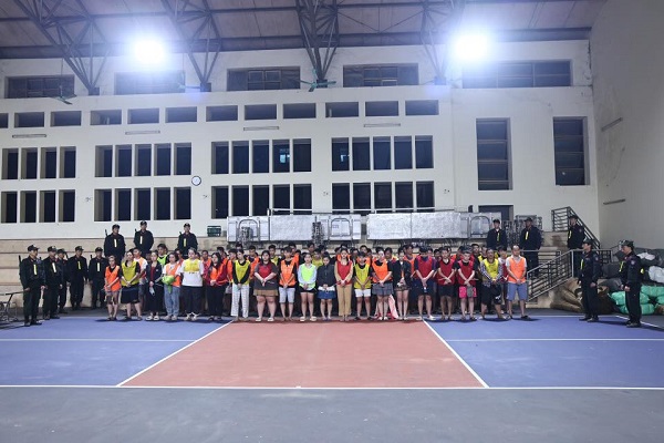 Triệt phá đường dây lừa đảo tại Campuchia, bắt giữ 205 đối tượng- Ảnh 1.