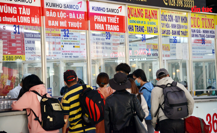 TP Hồ Chí Minh: Siết quản lý giá vé xe khách dịp Tết Bính Ngọ 2026- Ảnh 1. TP Hồ Chí Minh: Siết quản lý giá vé xe khách dịp Tết Bính Ngọ 2026- Ảnh 1.