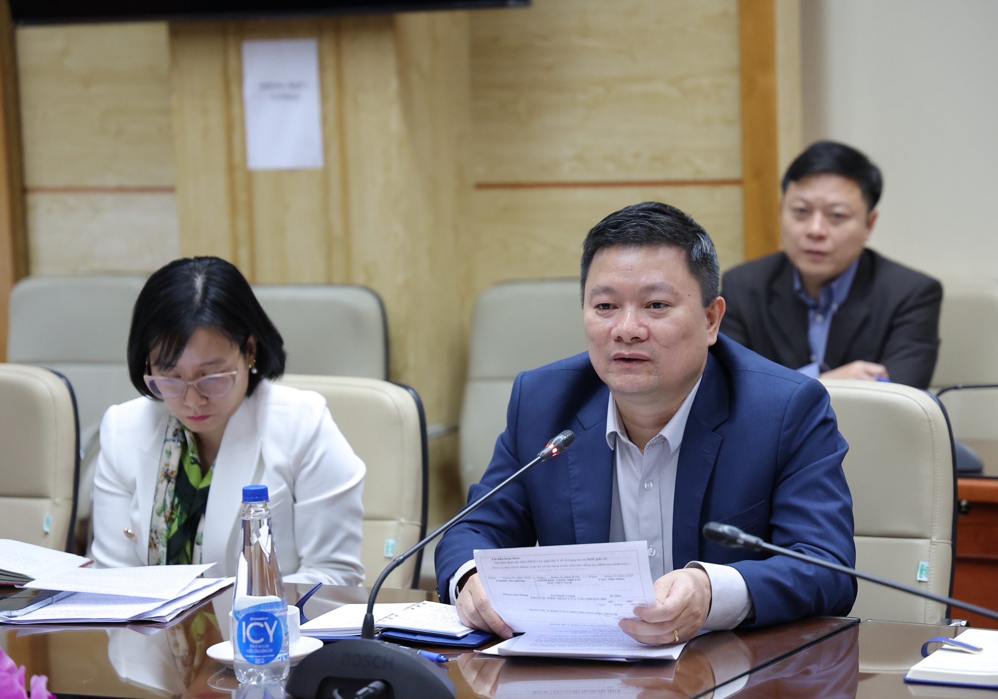 Bộ trưởng Bộ Y tế Đào Hồng Lan tiếp Quyền Giám đốc Chương trình Làng trẻ em SOS Quốc tế- Ảnh 4. Bộ trưởng Bộ Y tế Đào Hồng Lan tiếp Quyền Giám đốc Chương trình Làng trẻ em SOS Quốc tế- Ảnh 4.