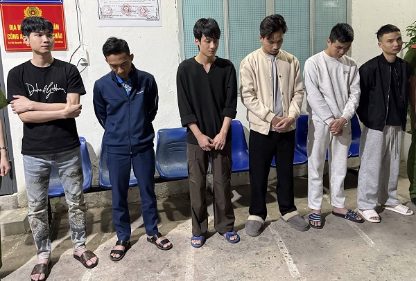 Bắt 7 đối tượng lập sàn Nasdaq giả, lừa đảo hàng chục tỷ đồng- Ảnh 2.