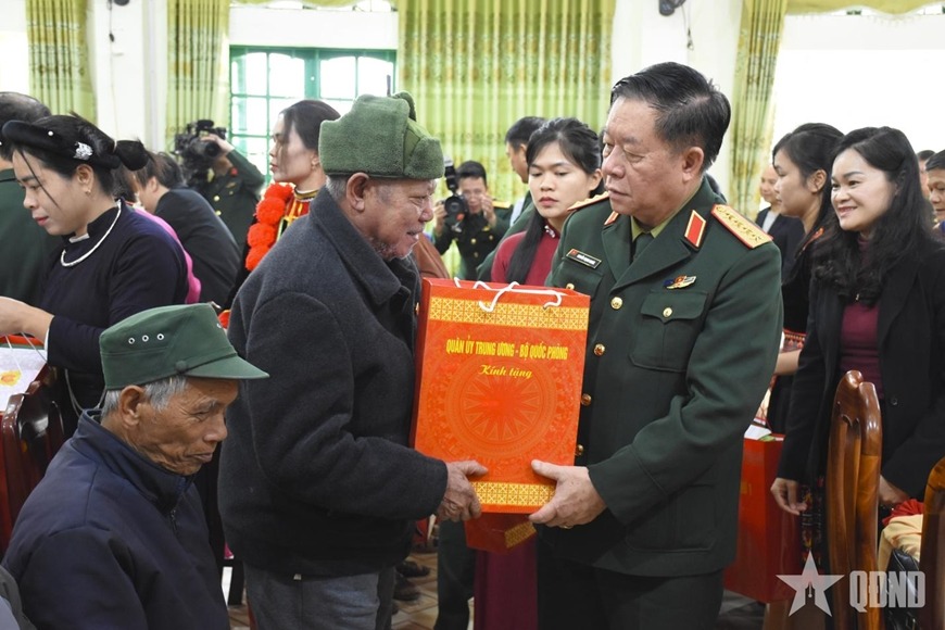 Xây dựng Đảng bộ Quân đội mẫu mực, tiêu biểu, ngang tầm nhiệm vụ- Ảnh 1.