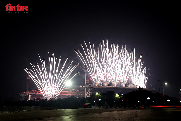 Sơ duyệt màn pháo hoa nghệ thuật quy mô lớn tại Mỹ Đình- Ảnh 4.