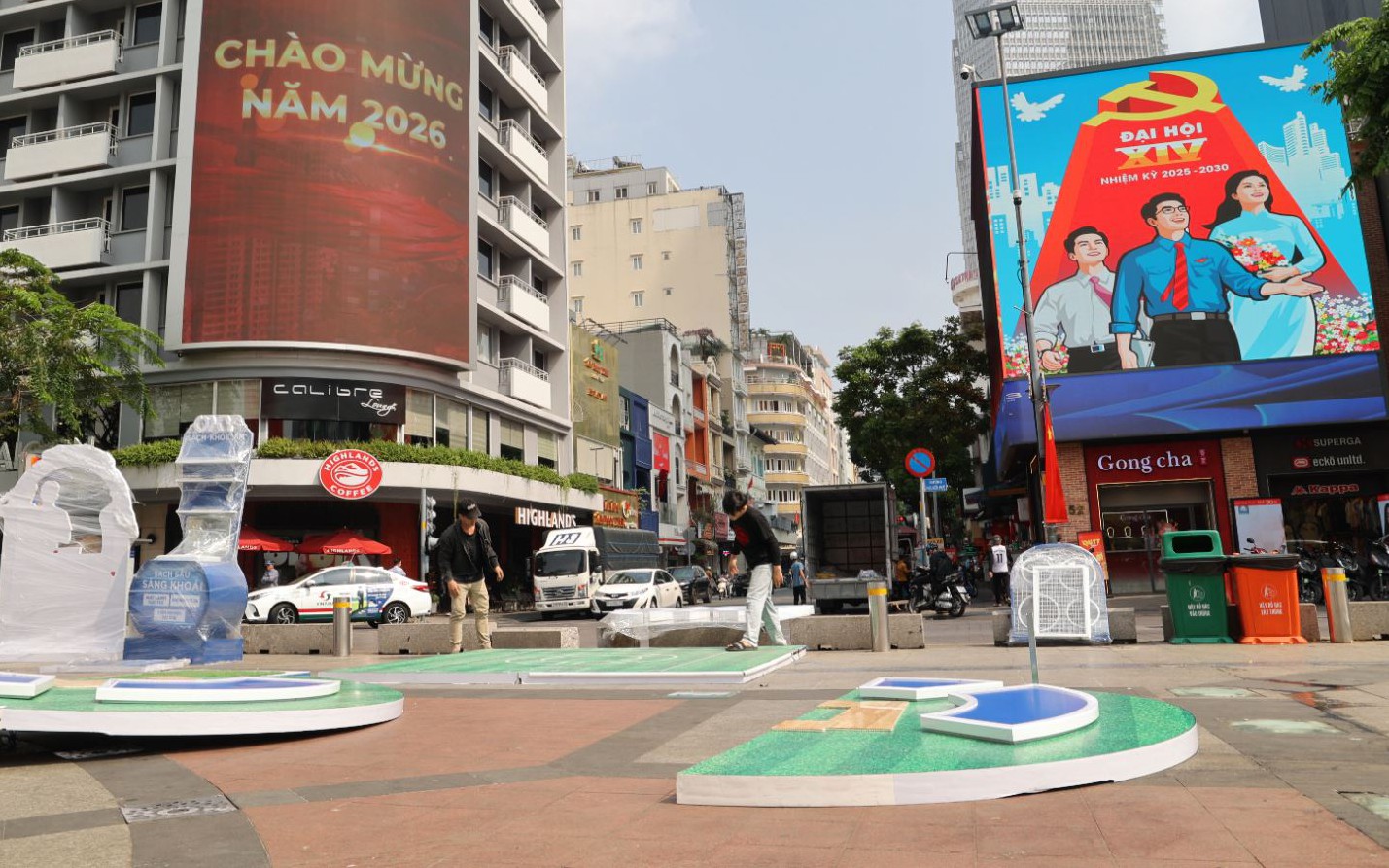 TPHCM lắp màn hình LED lớn phục vụ cổ vũ U23 Việt Nam