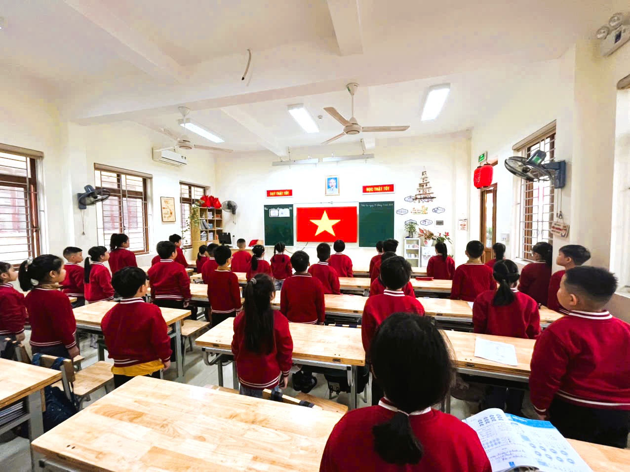 Hải Phòng, Quảng Ninh: Trọn niềm tin hướng về Đại hội XIV của Đảng- Ảnh 3.