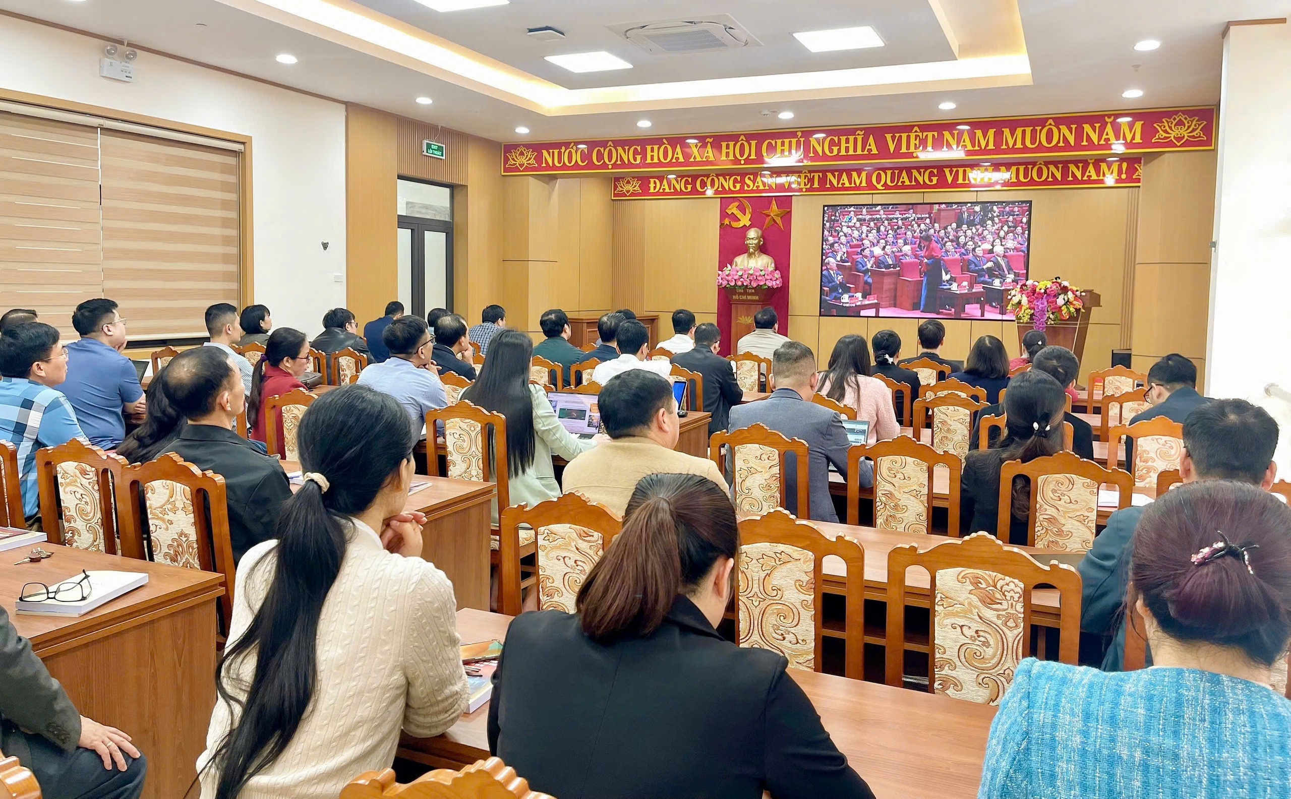 Hải Phòng, Quảng Ninh: Trọn niềm tin hướng về Đại hội XIV của Đảng- Ảnh 4.