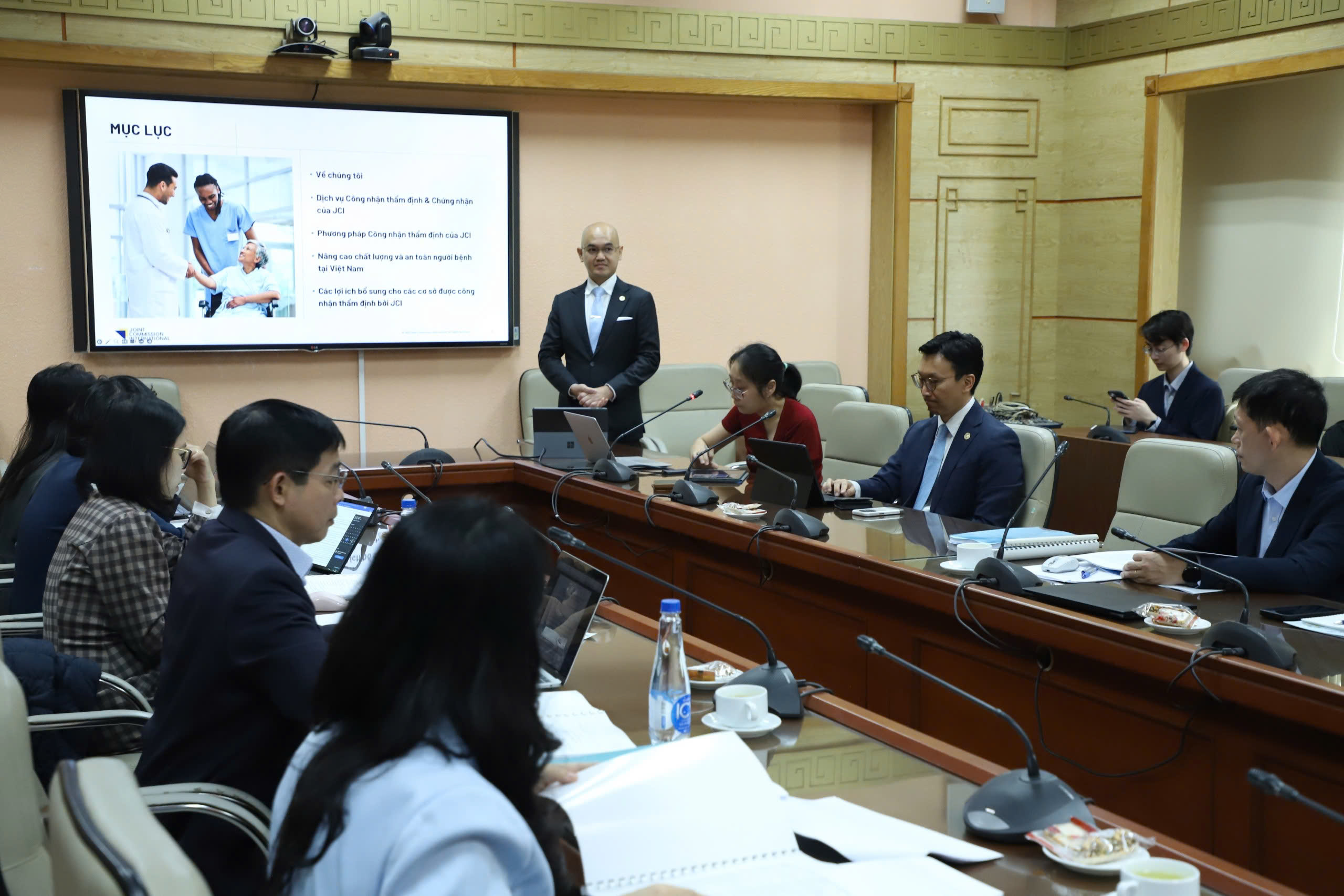 Bộ Y tế thừa nhận Bộ tiêu chuẩn chất lượng quốc tế của Ủy ban chung tiêu chuẩn y tế Mỹ - Ảnh 3.