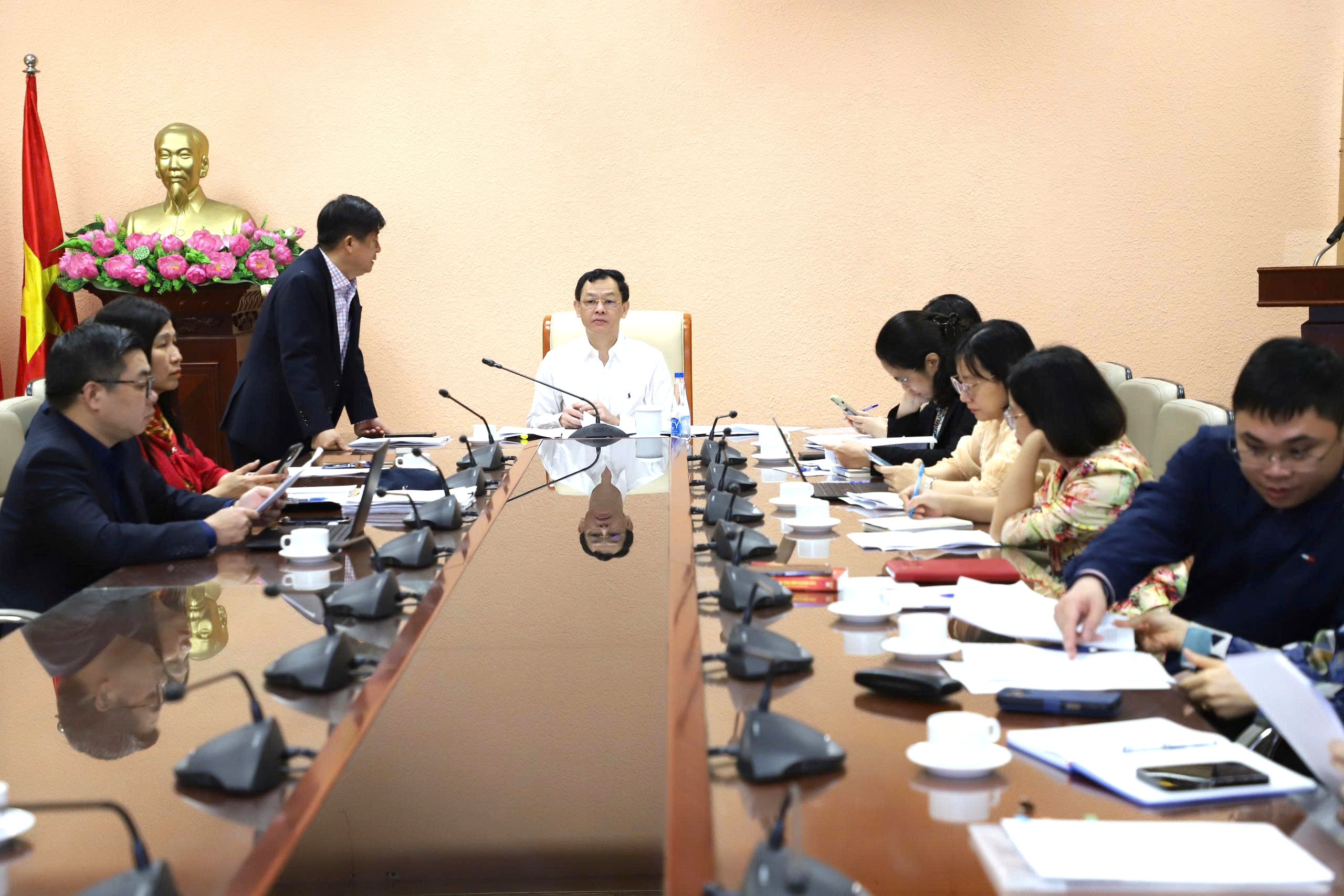 Hoàn thiện khung pháp luật để người chưa thành niên là bị hại được bảo vệ tốt hơn trong quá trình tư pháp- Ảnh 4.