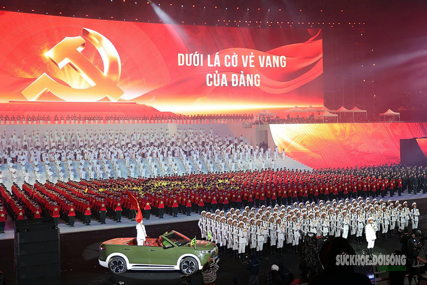 Sẵn sàng cho đêm nghệ thuật ‘Dưới lá cờ vẻ vang của Đảng’- Ảnh 1.