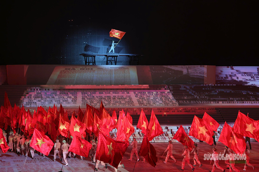 Sẵn sàng cho đêm nghệ thuật ‘Dưới lá cờ vẻ vang của Đảng’- Ảnh 4.