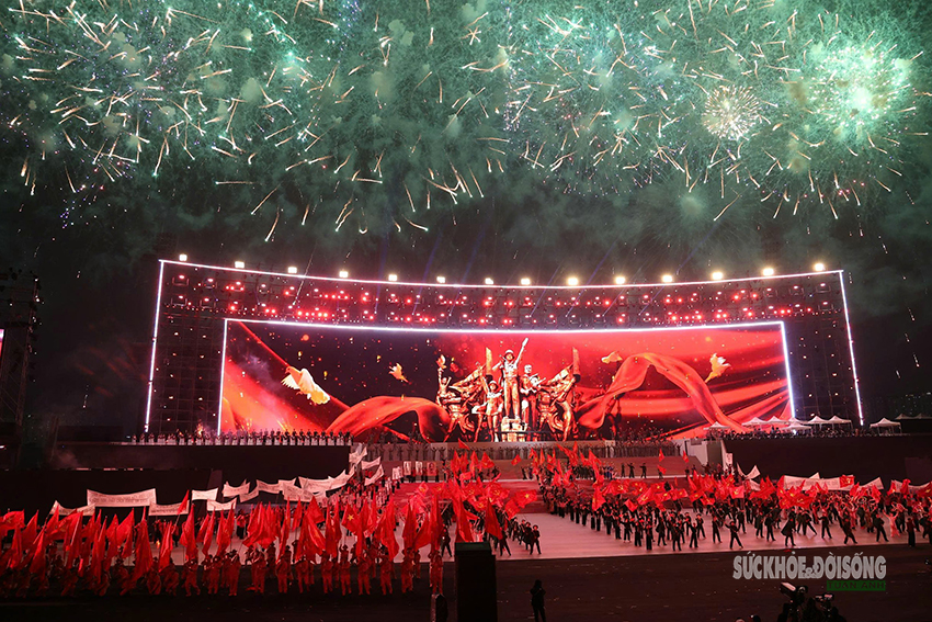 Sẵn sàng cho đêm nghệ thuật ‘Dưới lá cờ vẻ vang của Đảng’- Ảnh 3.