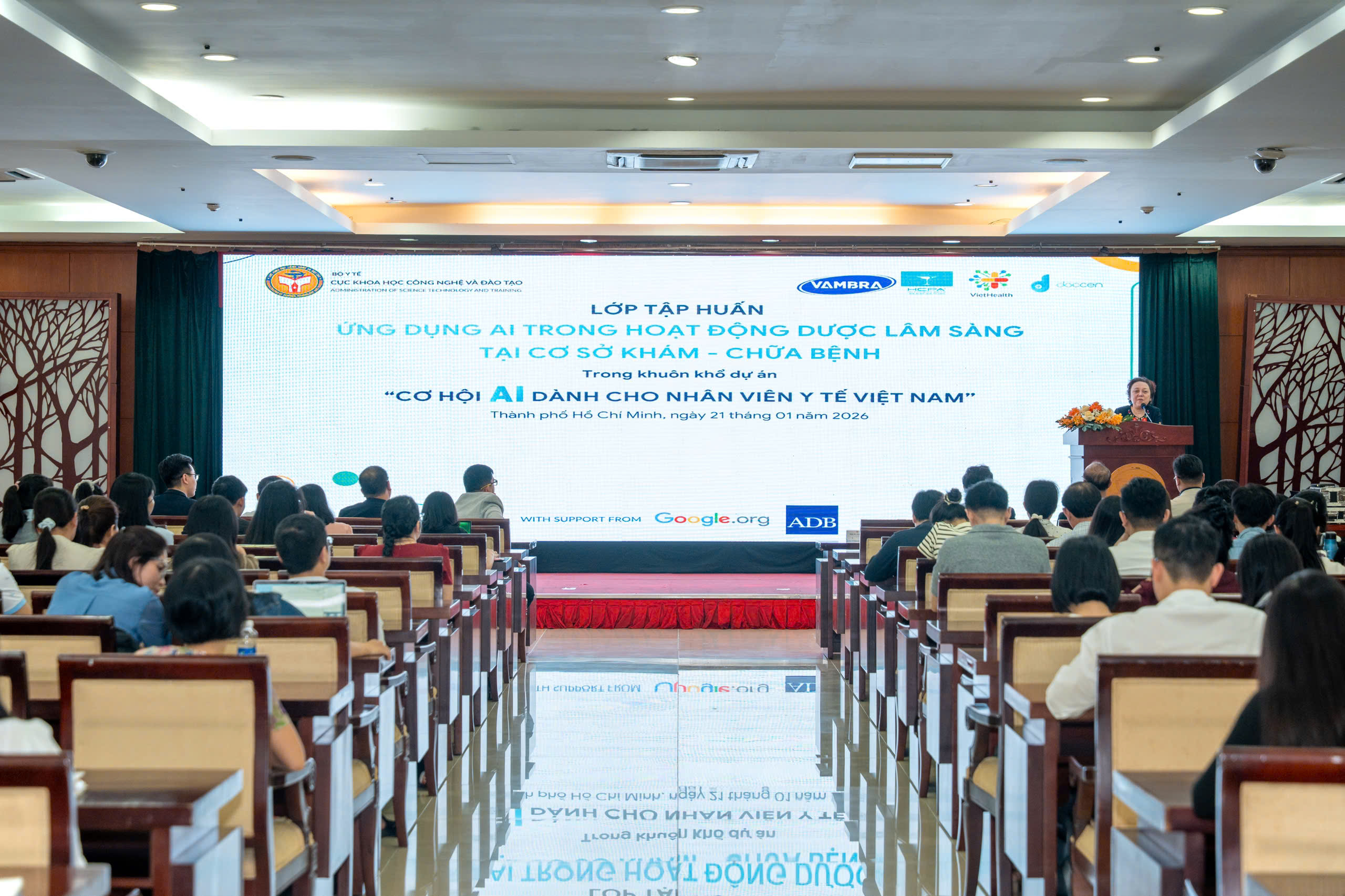 Đẩy mạnh ứng dụng AI, mở ra hướng tiếp cận mới cho dược sĩ bệnh viện trong kỷ nguyên số- Ảnh 2.