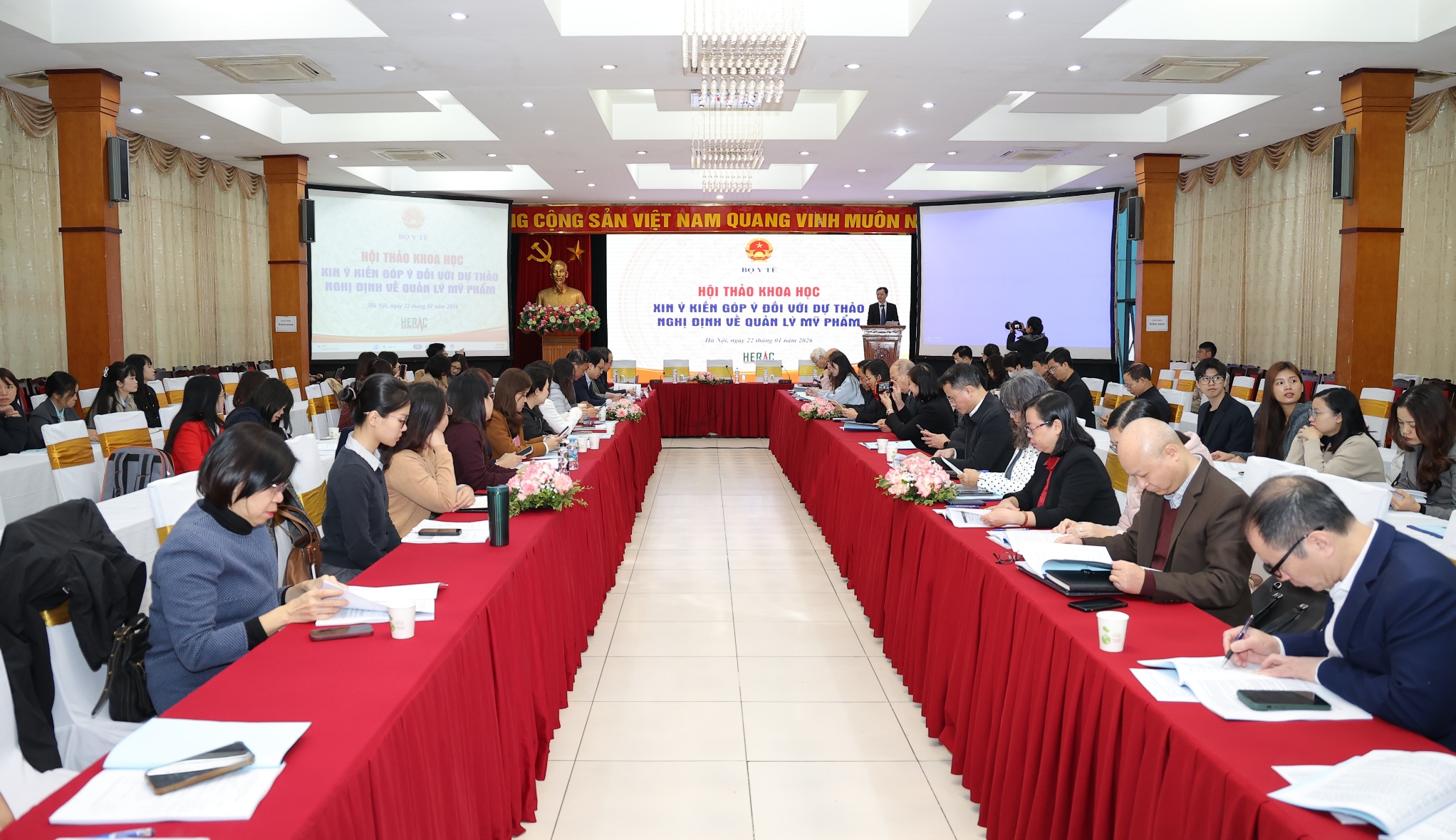 Thể chế, quy định của pháp luật liên quan đến y tế đều lấy bảo vệ sức khỏe của nhân dân làm trọng yếu- Ảnh 4.