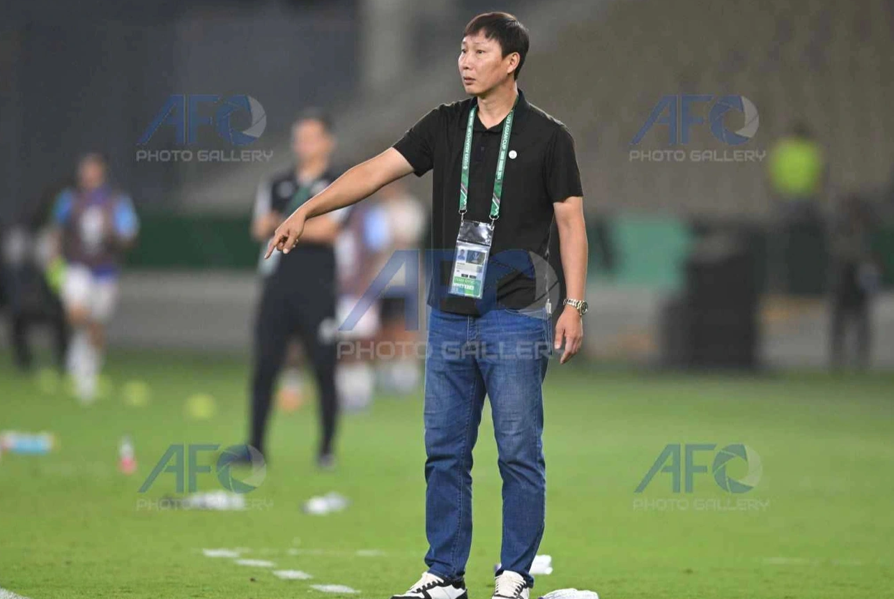 U23 Việt Nam - U23 Hàn Quốc: Cuộc đối đầu đầy cảm xúc của HLV Kim Sang-sik- Ảnh 1. U23 Việt Nam - U23 Hàn Quốc: Cuộc đối đầu đầy cảm xúc của HLV Kim Sang-sik- Ảnh 1.