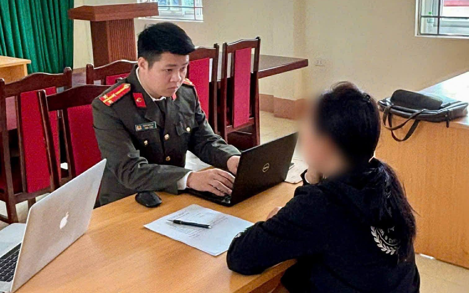 Xử phạt người phụ nữ 45 tuổi chia sẻ thông tin sai sự thật, xúc phạm CSGT