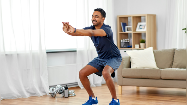 6 bài tập trong nhà tốt nhất giúp tăng cường cơ bắp, không cần phòng gym- Ảnh 1.