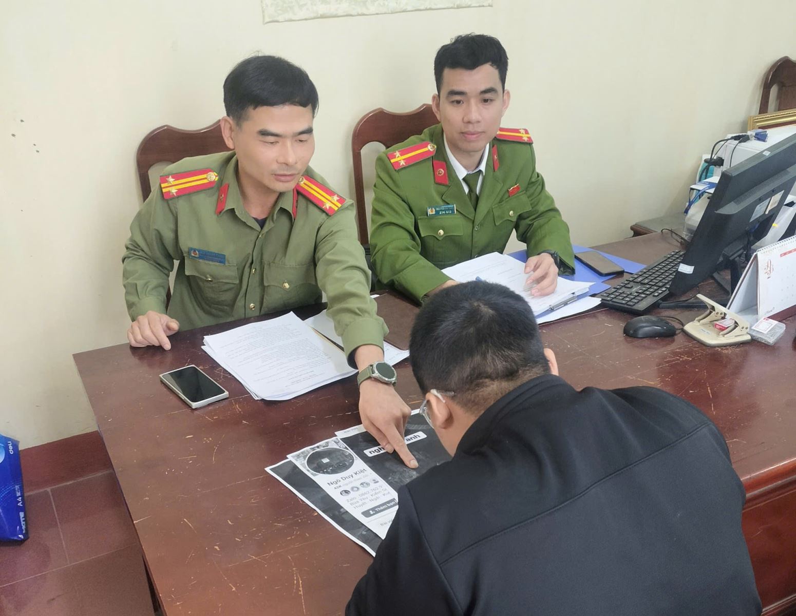 Hoàn tất hồ sơ xử phạt tài khoản Facebook cổ súy mê tín dị đoan- Ảnh 1.