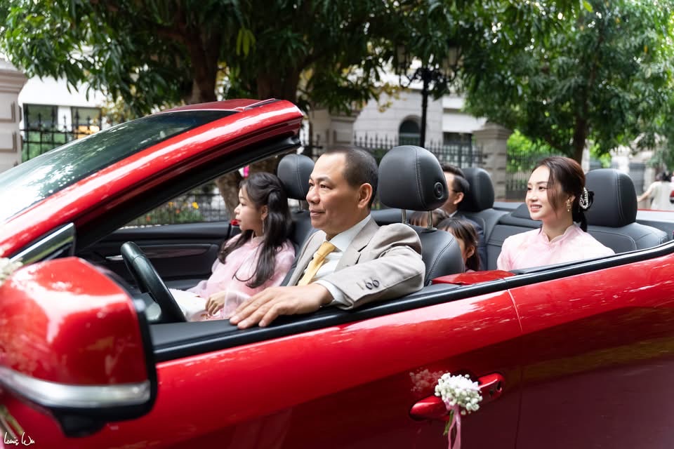 3 chi tiết trong đám cưới Á hậu Phương Nhi - doanh nhân Minh Hoàng được bàn luận nhiều nhất trên mạng xã hội- Ảnh 8.