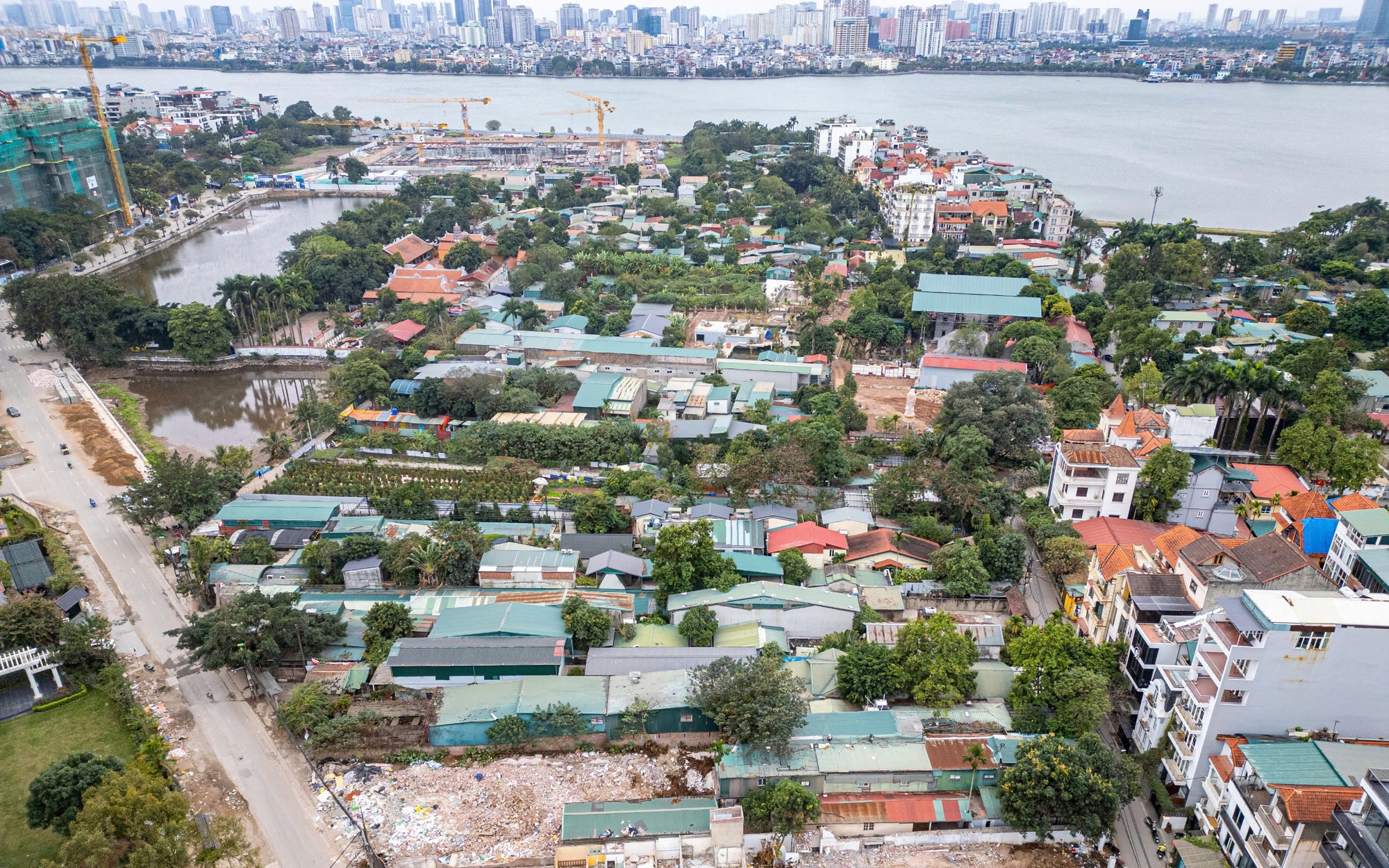 Đường quanh Hồ Tây sẽ được mở rộng tối thiểu 3-4 làn- Ảnh 1. Đường quanh Hồ Tây sẽ được mở rộng tối thiểu 3-4 làn- Ảnh 1.