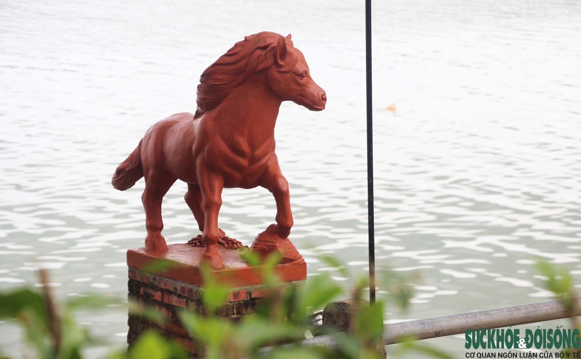 Làng gốm 500 năm tuổi tất bật vào mùa làm linh vật ngựa- Ảnh 13. Làng gốm 500 năm tuổi tất bật vào mùa làm linh vật ngựa- Ảnh 13.