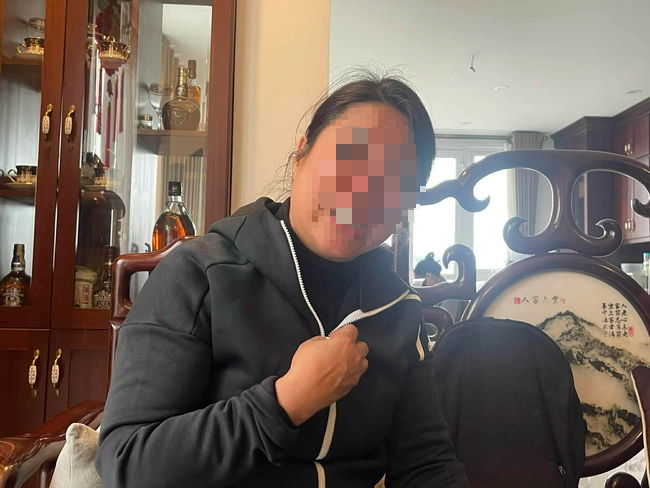 Nỗi ân hận của gia đình cụ bà ngồi xe lăn nghi bị giúp việc bạo hành- Ảnh 1.