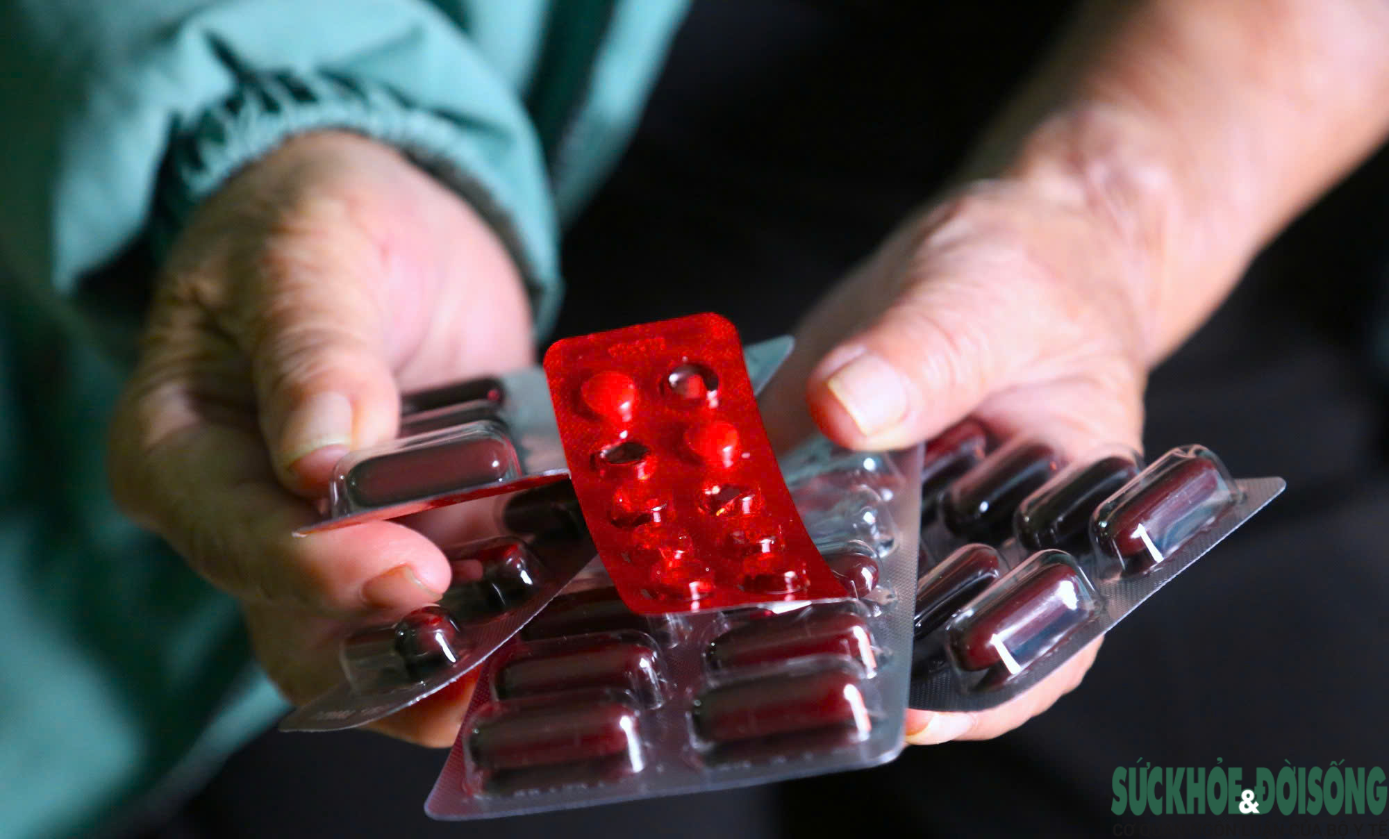 Tết cận kề, những phận người ở 'xóm chạy thận' lặng lẽ níu giữ từng ngày sống- Ảnh 6.