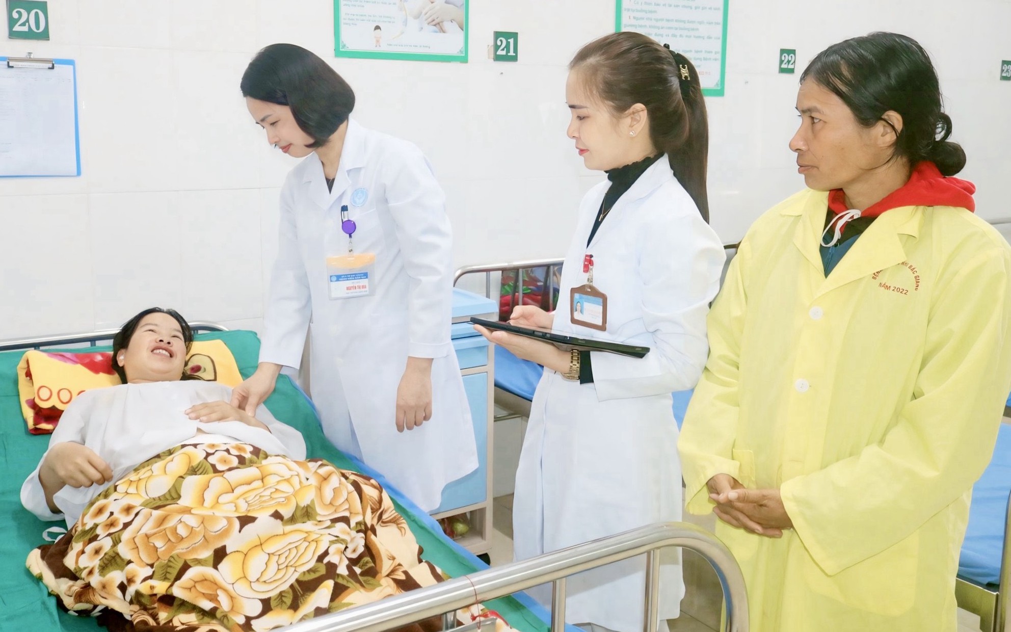 Hi hữu thai nhi bị dây quấn cổ 5 vòng- Ảnh 2.