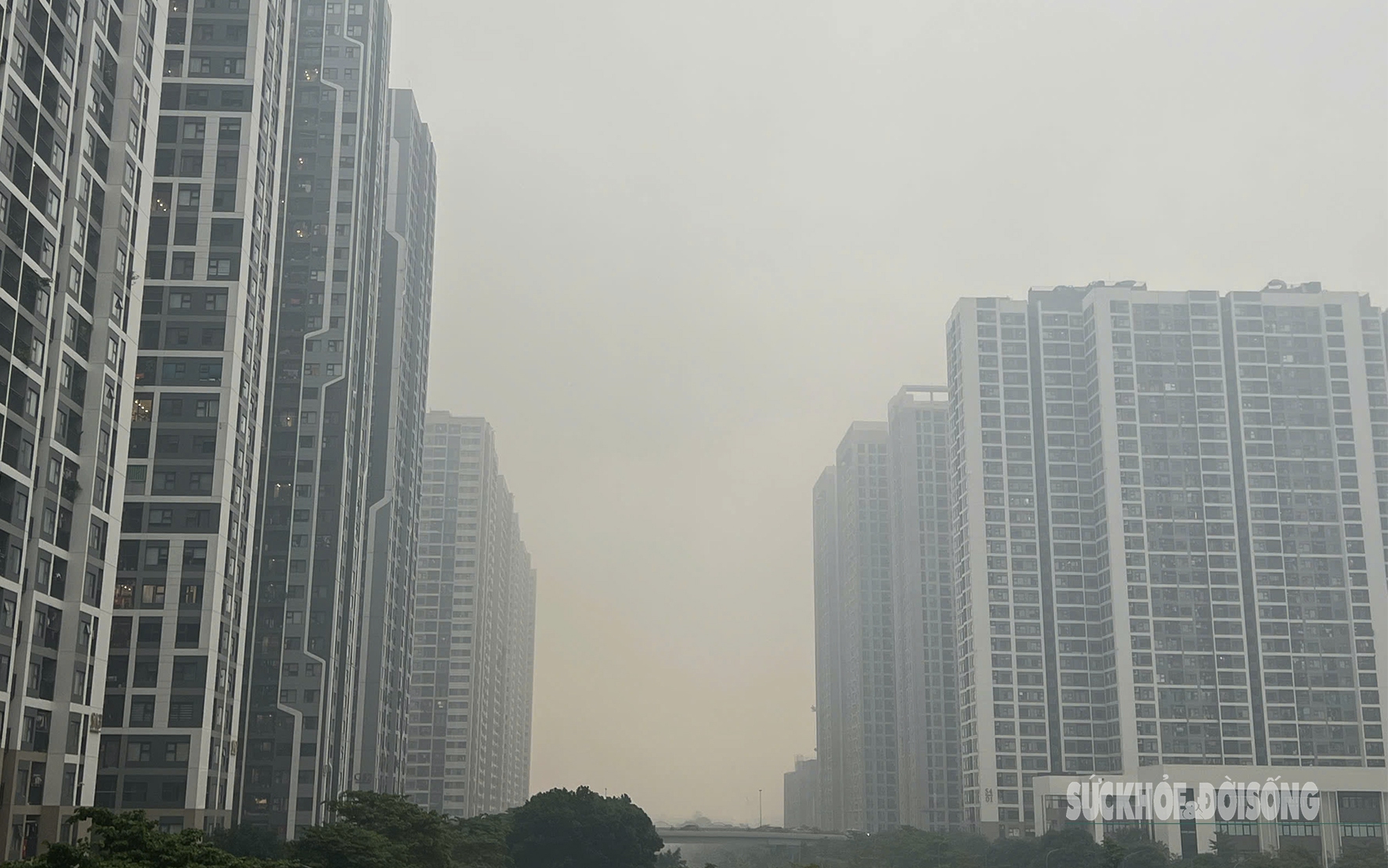 Nhiều tỉnh miền Bắc tái diễn ô nhiễm không khí, người dân nên hạn chế ra đường