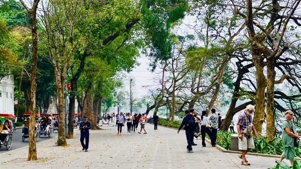 Miền Bắc nắng ấm, nhiệt tăng mạnh trước khi chuyển mưa rét- Ảnh 1.