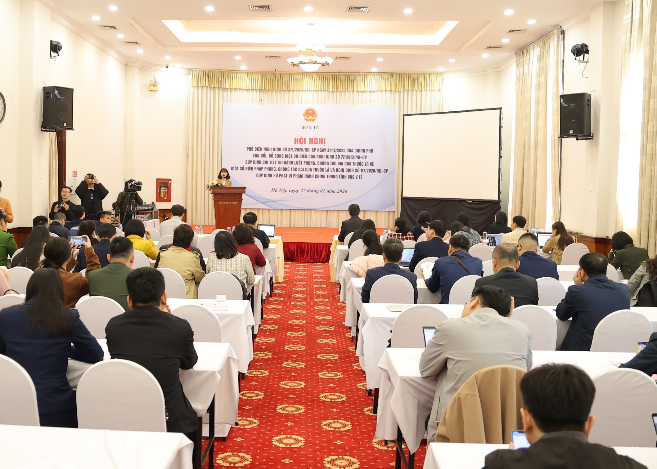 Sử dụng, mua bán thuốc lá điện tử giảm nhưng vẫn diễn biến phức tạp, khó xử phạt- Ảnh 3.