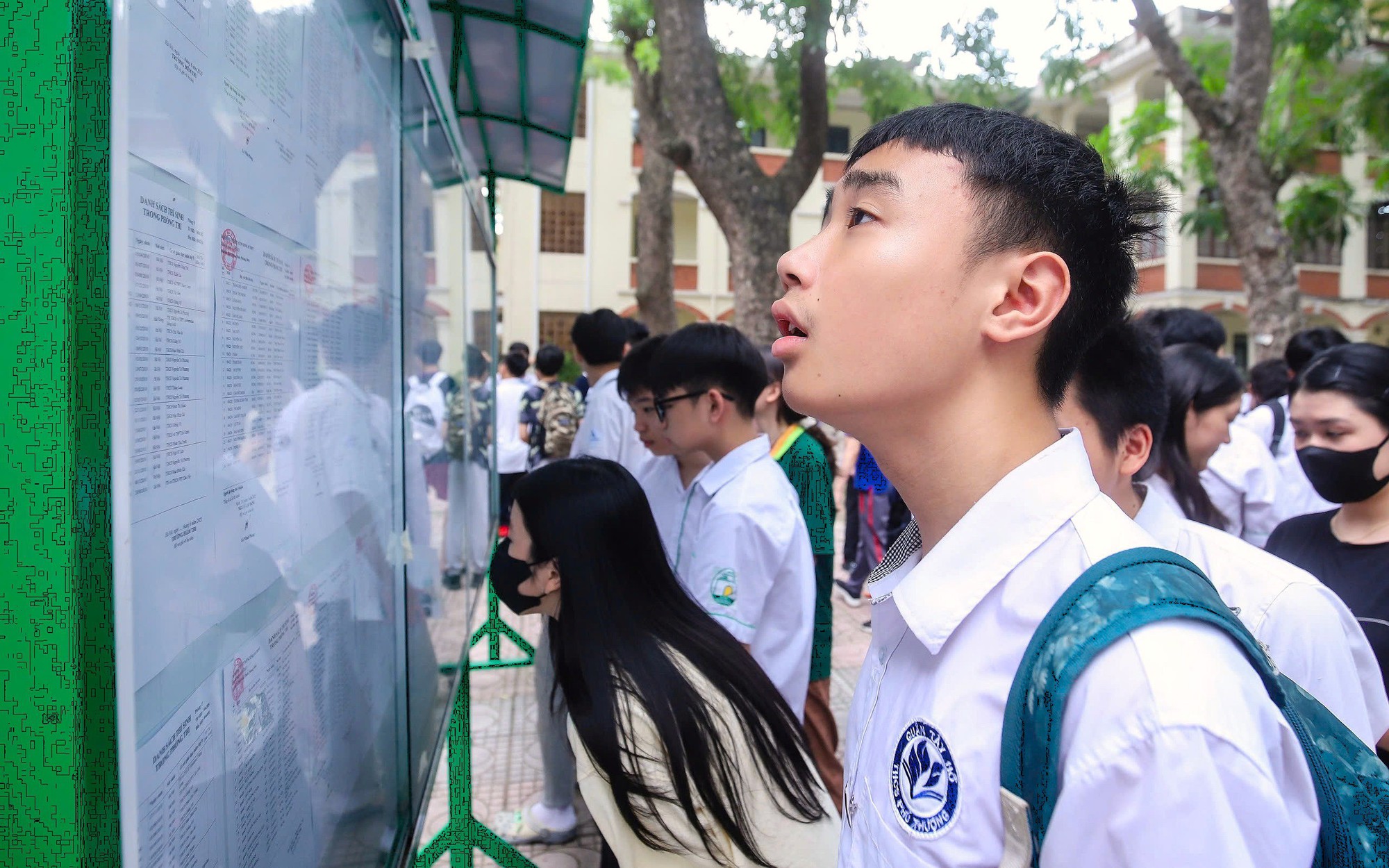 Thi vào lớp 10: Hơn 10 địa phương đã 'chốt' môn thứ ba- Ảnh 2. Môn thi thứ ba vào lớp 10 đã rõ ở nhiều nơi, Hà Nội còn chờ gì?