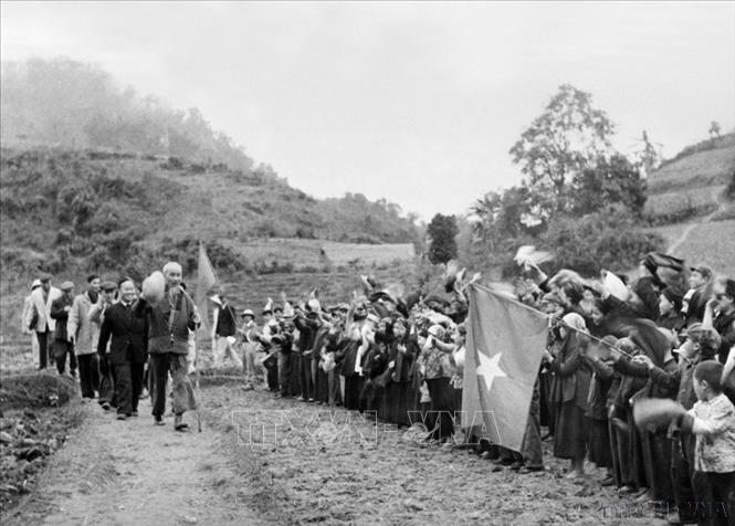 85 năm Ngày Bác Hồ về nước: Đổi mới trên quê hương cách mạng Pác Bó- Ảnh 1. 85 năm Ngày Bác Hồ về nước: Đổi mới trên quê hương cách mạng Pác Bó- Ảnh 1.