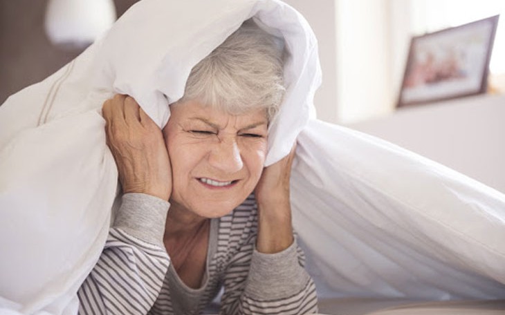 Ù tai kéo dài nguy hiểm như thế nào?- Ảnh 1. Ù tai do đâu, khi nào cần đi khám bác sĩ?