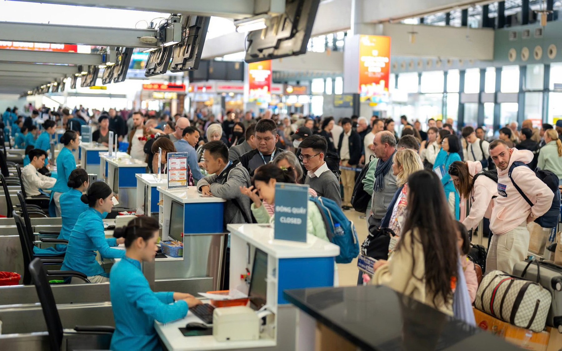 Cập nhật tình hình đặt chỗ máy bay dịp Tết 2026: Có chặng đã đạt 100%- Ảnh 1. Cập nhật tình hình đặt chỗ máy bay dịp Tết 2026: Có chặng đã đạt 100%- Ảnh 1.