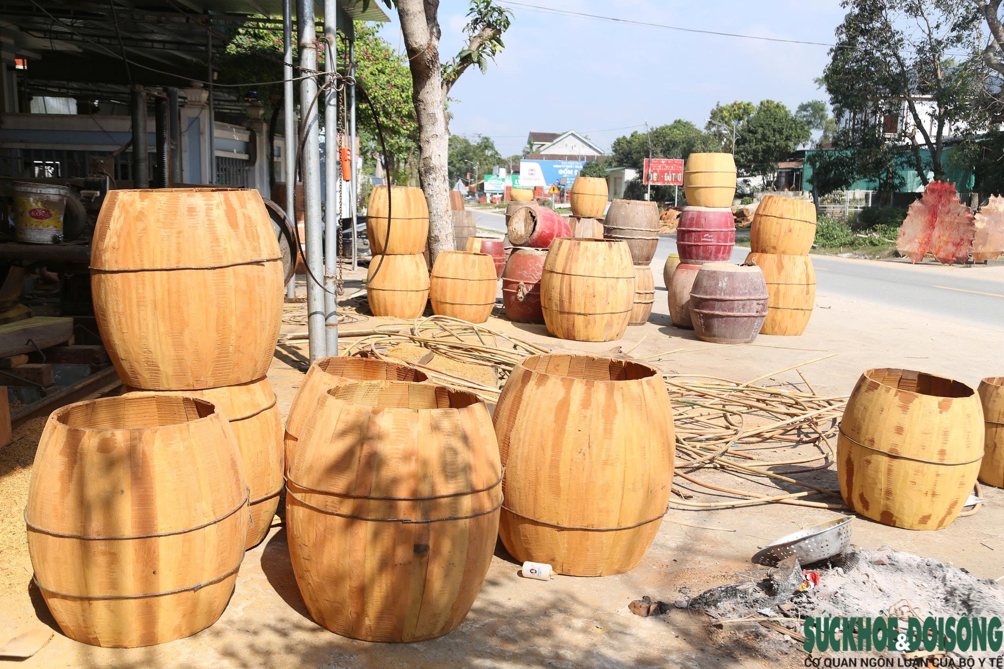 Làng nghề làm trống Đại Đồng hối hả vào mùa- Ảnh 2.