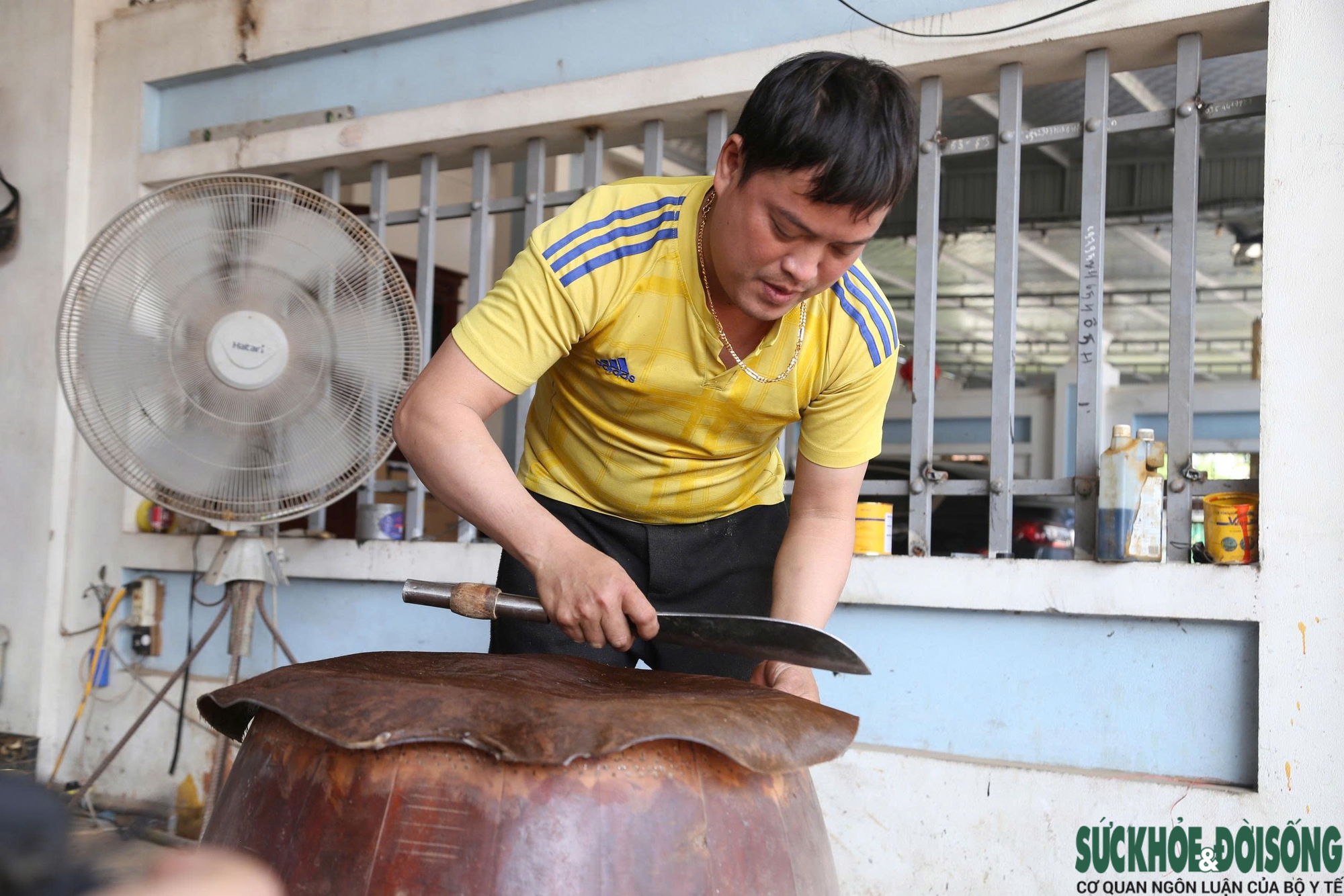 Làng nghề làm trống Đại Đồng hối hả vào mùa- Ảnh 7.