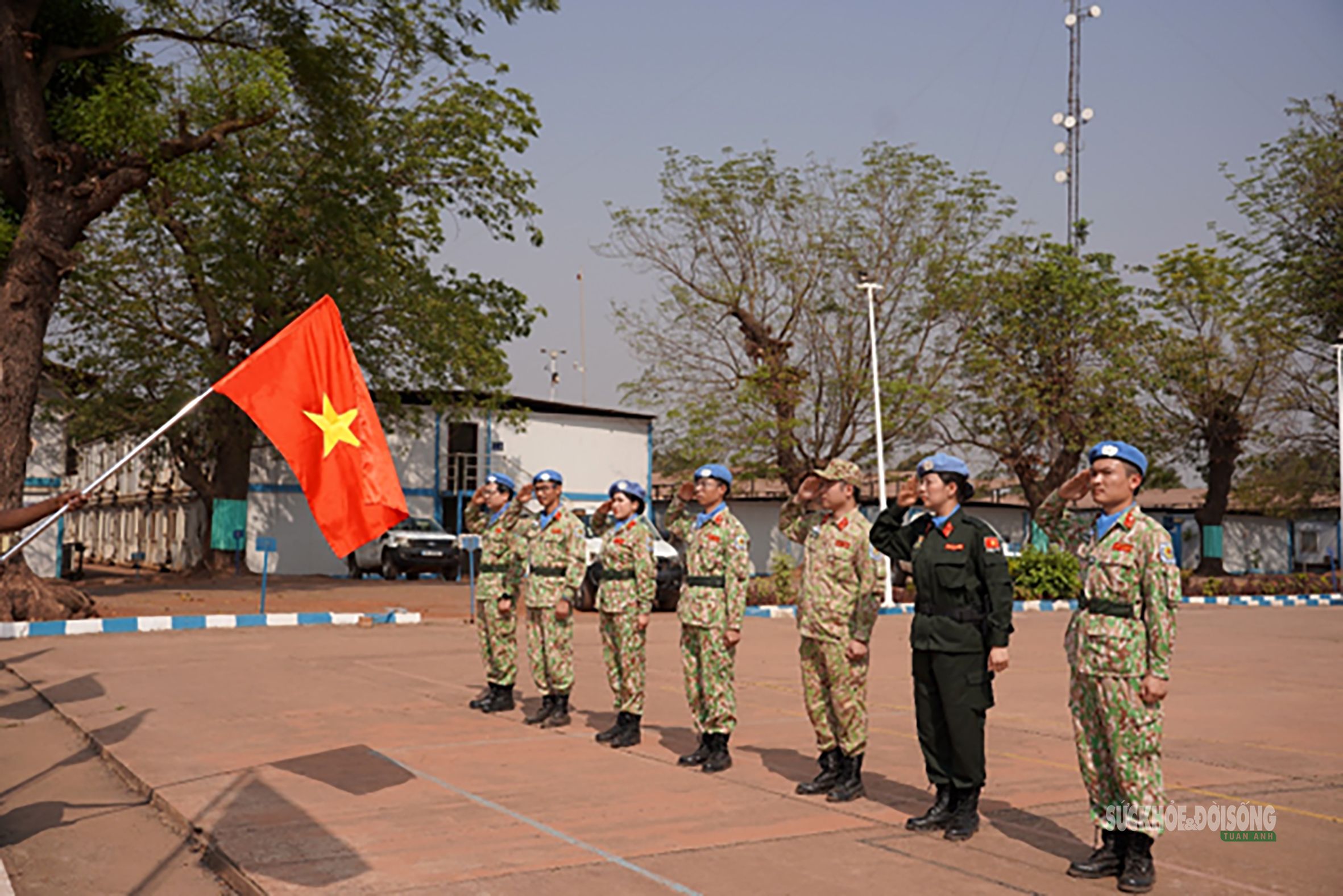 Tết nơi nắng gió Trung Phi- Ảnh 2.