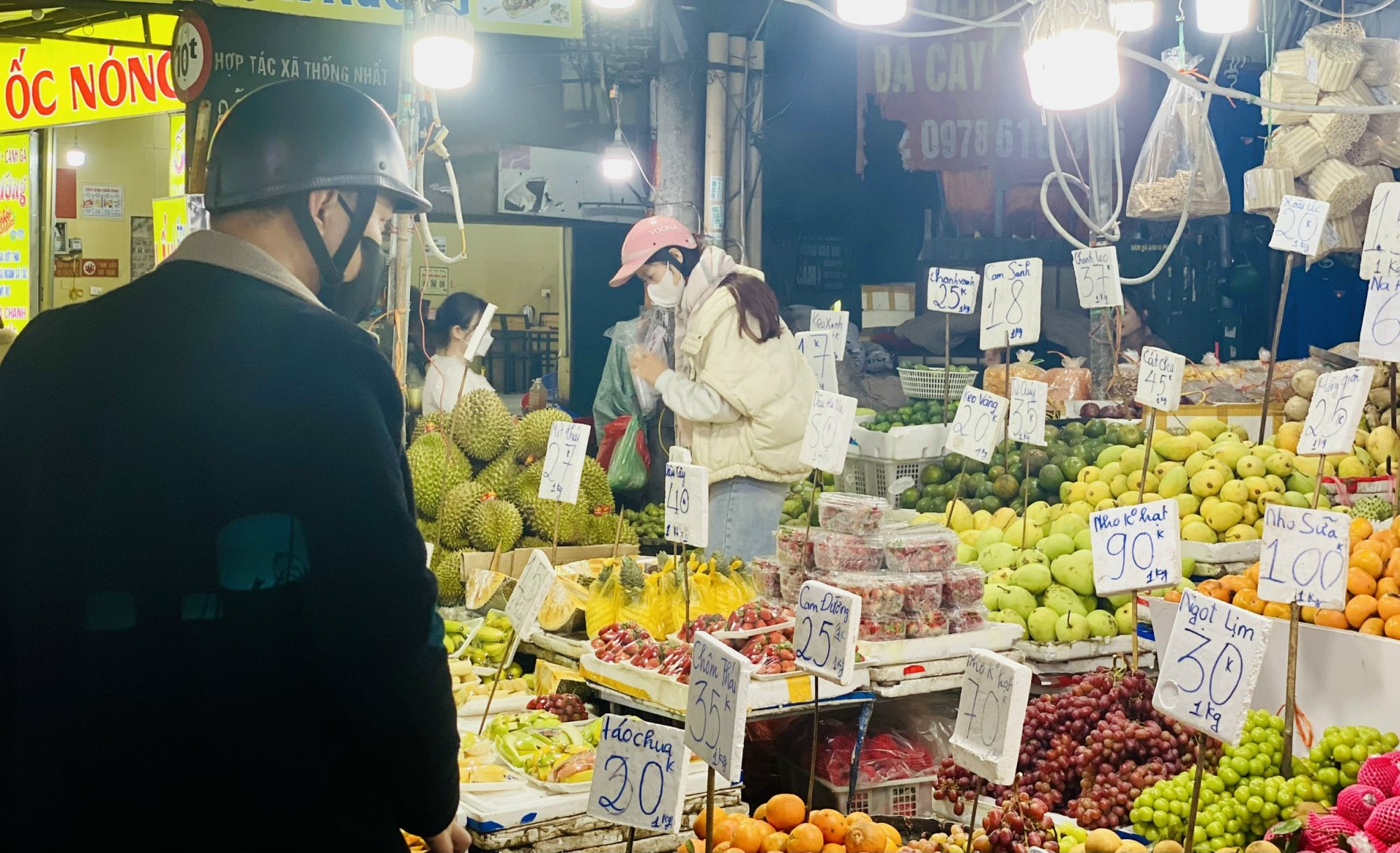 Một loại cam Việt đổ đống bán đầy chợ giá rẻ hơn rau, chỉ vài nghìn đồng/kg nhưng rất thanh mát, bổ dưỡng- Ảnh 1.