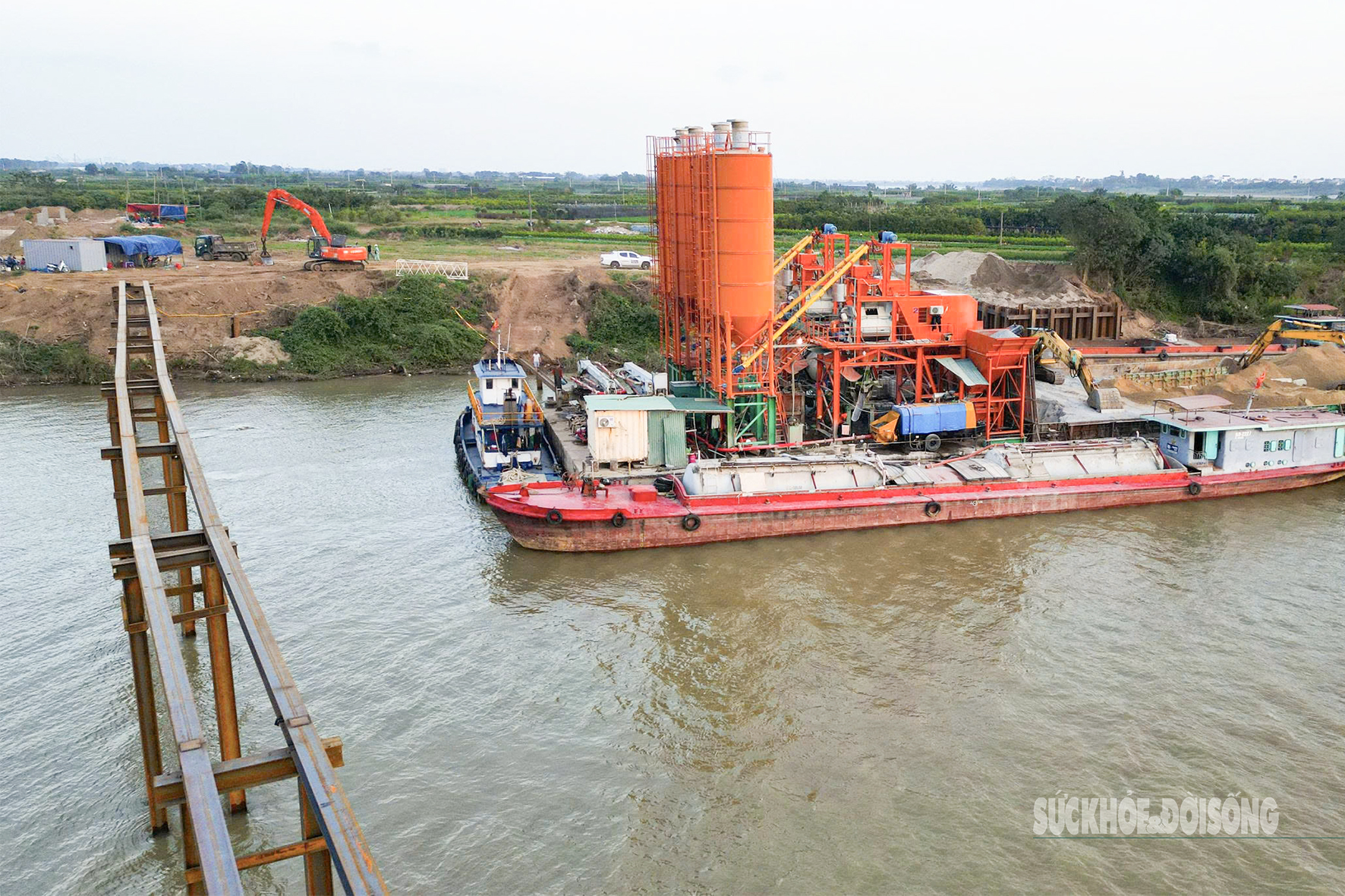 Ngắm đại công trường cầu Ngọc Hồi 11.844 tỷ đồng bắc qua sông Hồng- Ảnh 6.